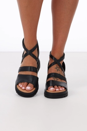 Django & Juliette Bevela Black Leather