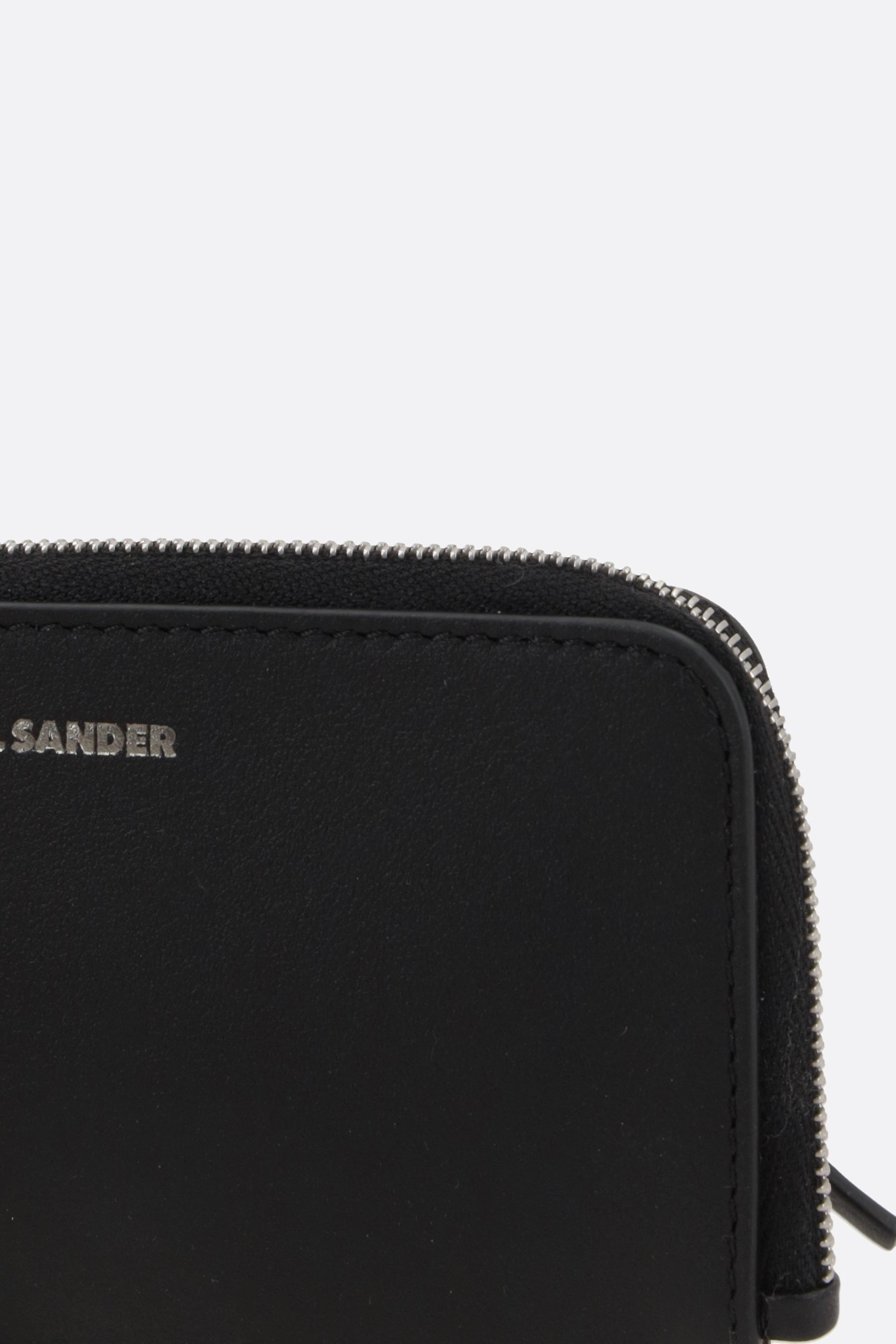 Giro key pouch in smooth leather