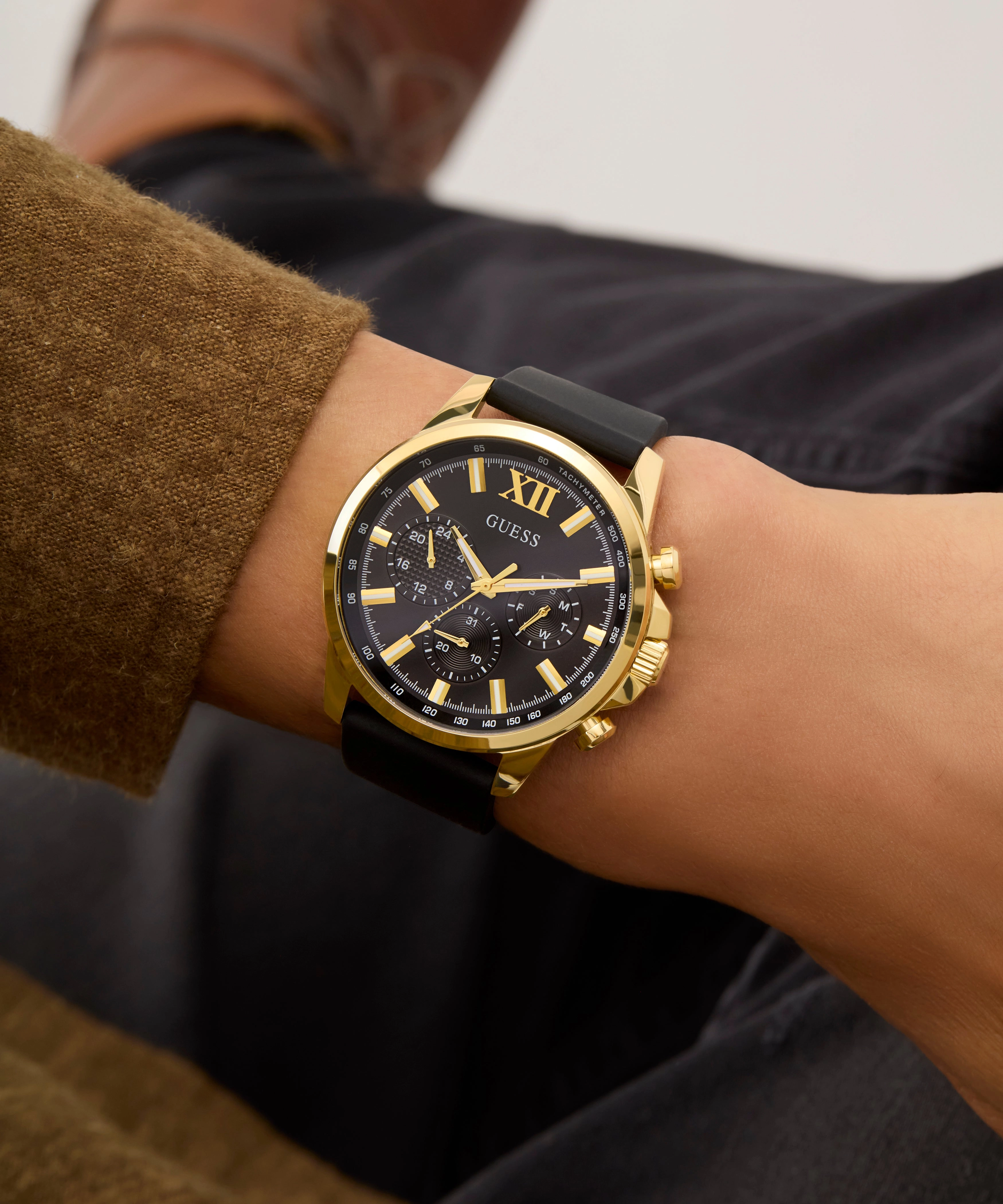 GUESS Mens Black Gold Tone Multi-function Watch