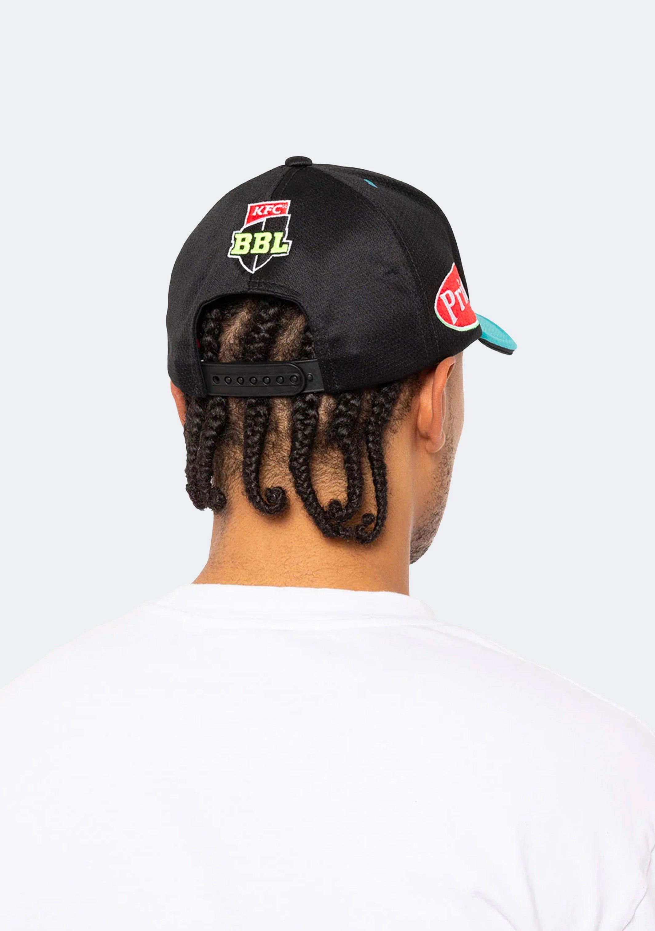Mitchell & Ness BBL Brisbane Heat On Field Cap